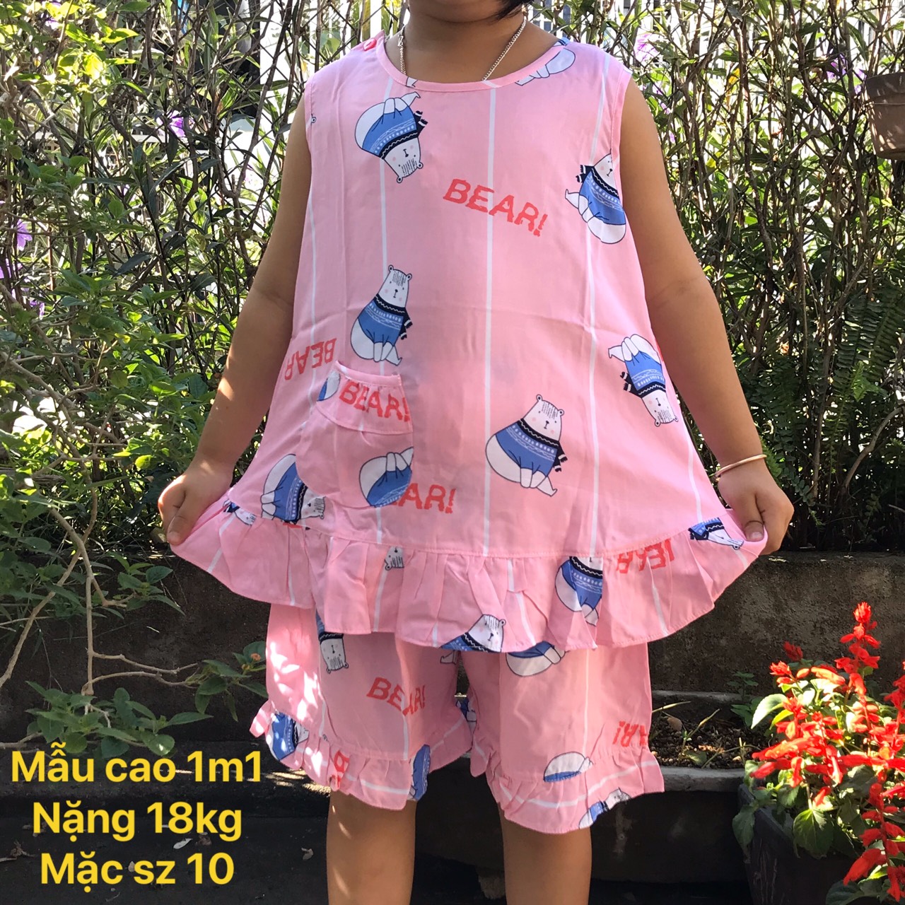 Bộ bé gái sát nách vải tôn lanh loại 1 phối bèo dễ thương - hình chú gấu màu hồng