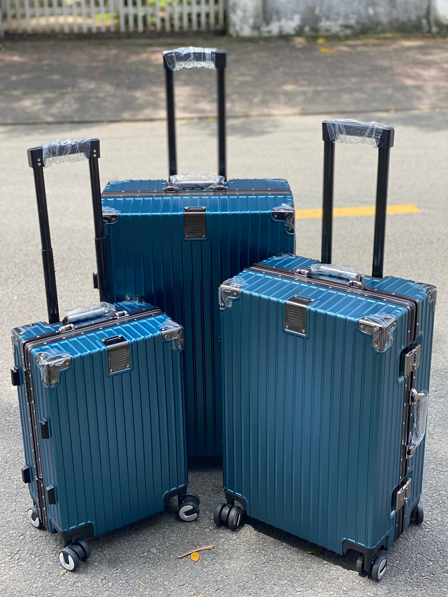 Vali khung nhôm khóa sập size32 samsonite hạng sang đẳng cấp thương gia