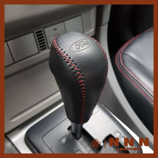 Bọc da cần số Ford Focus số tự động