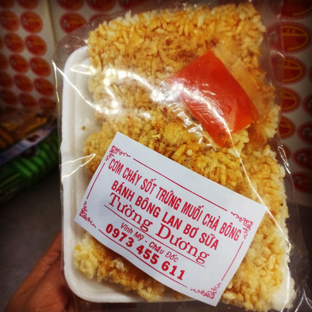 Combo 2 bịch cơm cháy chà bông sốt trứng muối