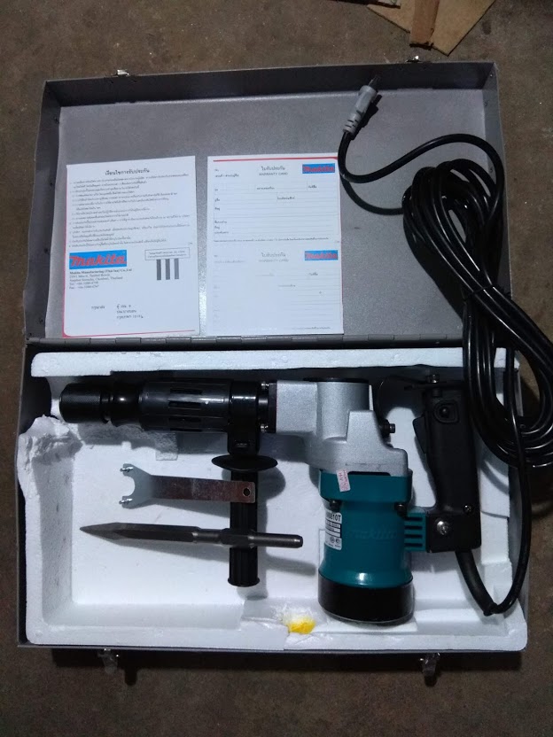 Máy đục bê tông makita HM0810T Madein Thái lan mũi đục 17mm