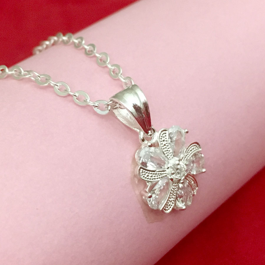 Quang Thản - Silver - Dây chuyền nữ mặt dây chất liệu bạc ta đính đá cao cấp, vòng cổ nữ bạc cá tính chất liệu bạc ta không xi mạ - QTBTS17