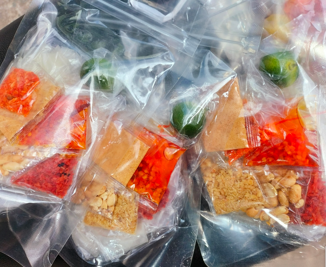 Combo 10 bịch / 5 bịch bánh tráng trộn ngon - lyly6868shop