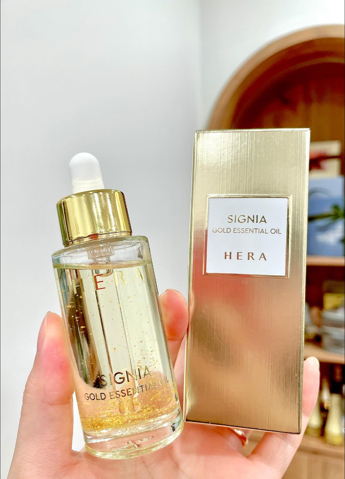 Tinh chất vàng HERA SIGNIA GOLD ESSENTIAL OIL 30ml