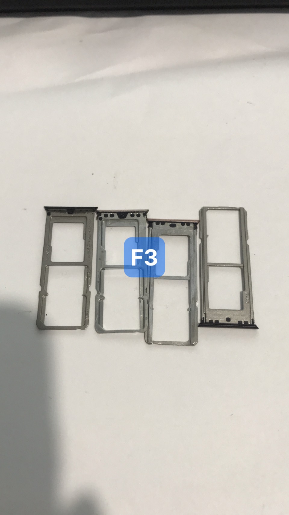 Khay sim điện thoại f3- oppo