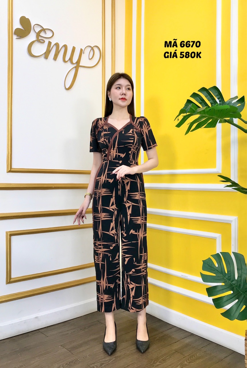 Jumpsuit emy em6670 quần dài cổ lục giác viền nâu có túi