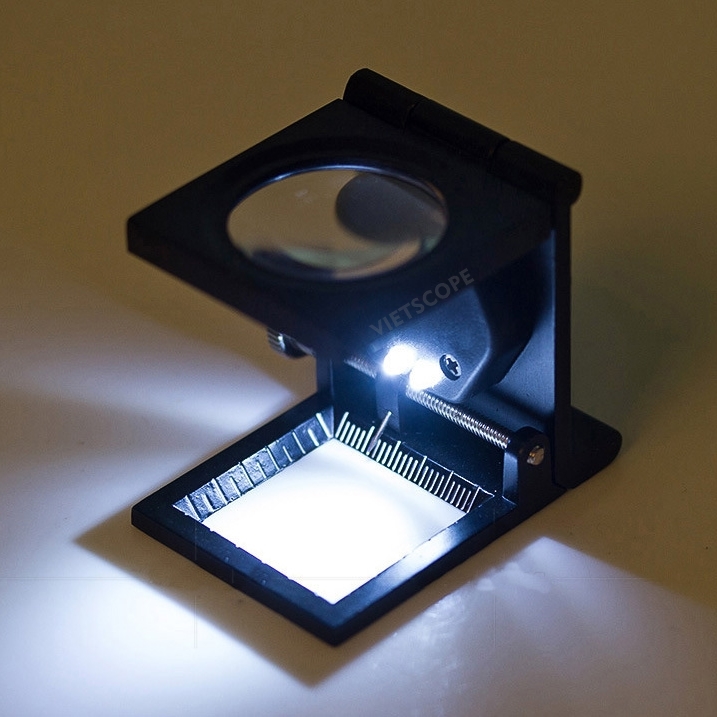 [HCM]Kính lúp chữ U gấp gọn thân kim loại có đèn LED dùng soi vải soi bản in 95A