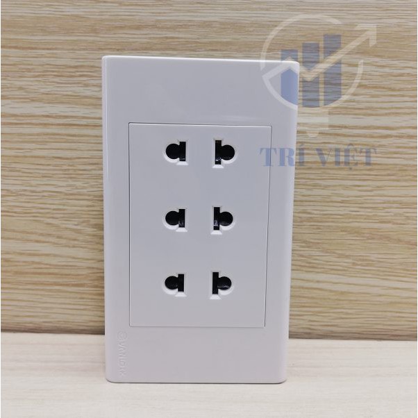 Ổ cắm ba 2 chấu 16a sino vanlock