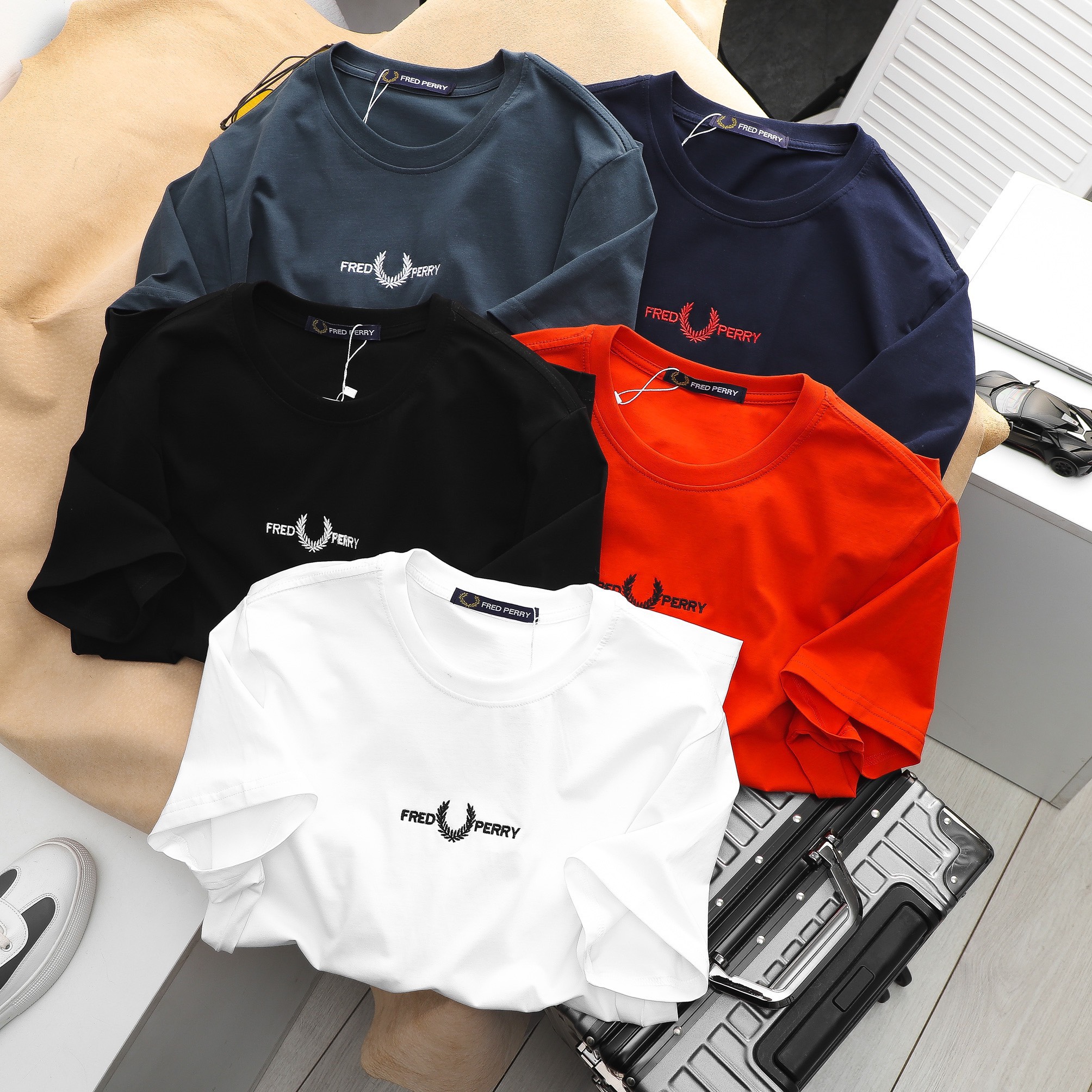 ÁO PHÔNG FRED PERRY PHOM UNISEX DƯ HÃNG LOGO THÊU DÀNH CHO CẢ NAM VÀ NỮ