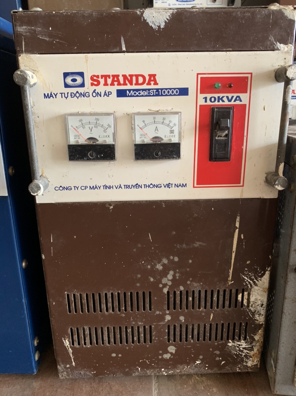 Standa 10kw dải 150-250v hàng tồn kho