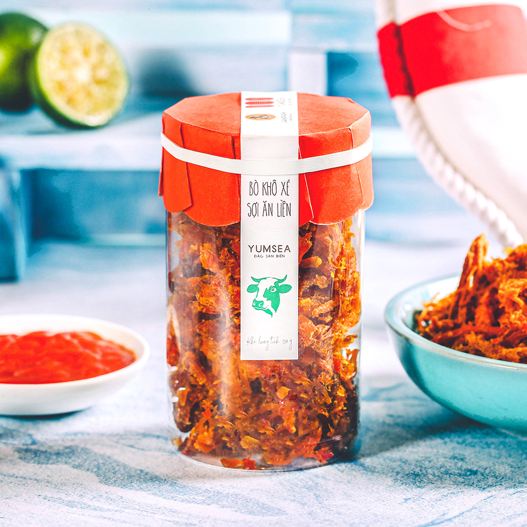 Bò khô xé sợi ăn liền Yumsea, 150g, hũ, mẫu tobita L'angfarm