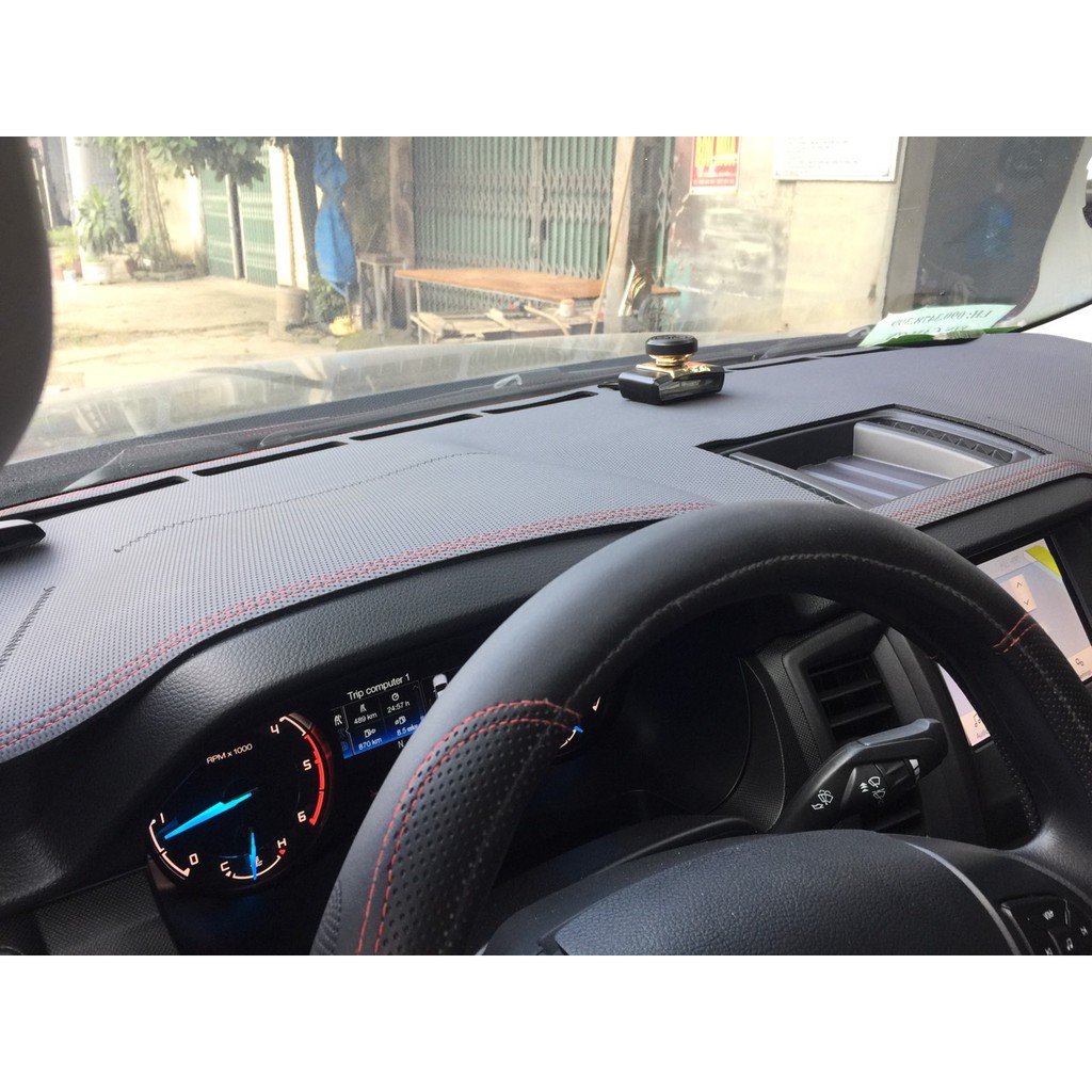 Thảm Taplo ô tô xe Ford Explorer