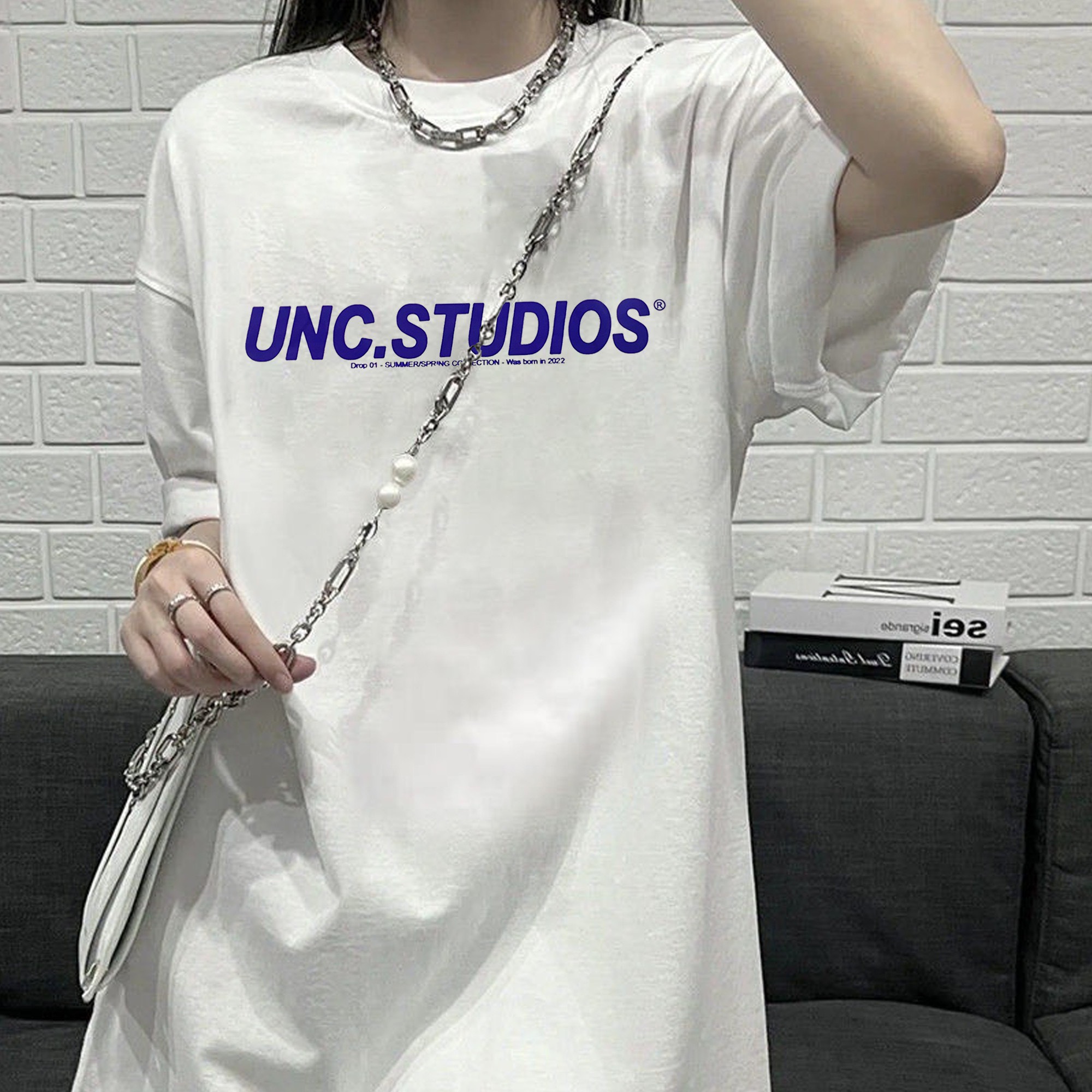Áo thun phông logo tay nam nữ PINK tay lỡ form rộng STUDIO Unisex