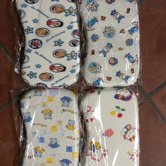 Gối cao su non bé -to