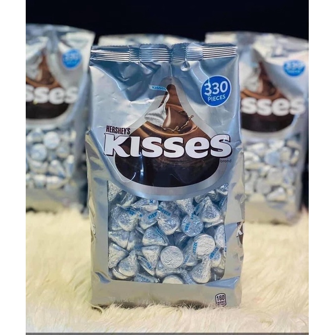 Socola sữa Hershey's Kisses Milk 1,58kg 330 viên của Mỹ