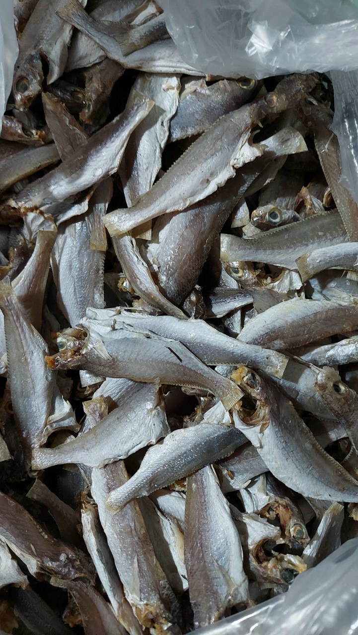 1KG KHÔ CÁ LÙ ĐÙ NHỎ CÀ MAU HOẶC 500G KHÔ CÁ LÙ ĐÙ NHỎ CÀ MAU