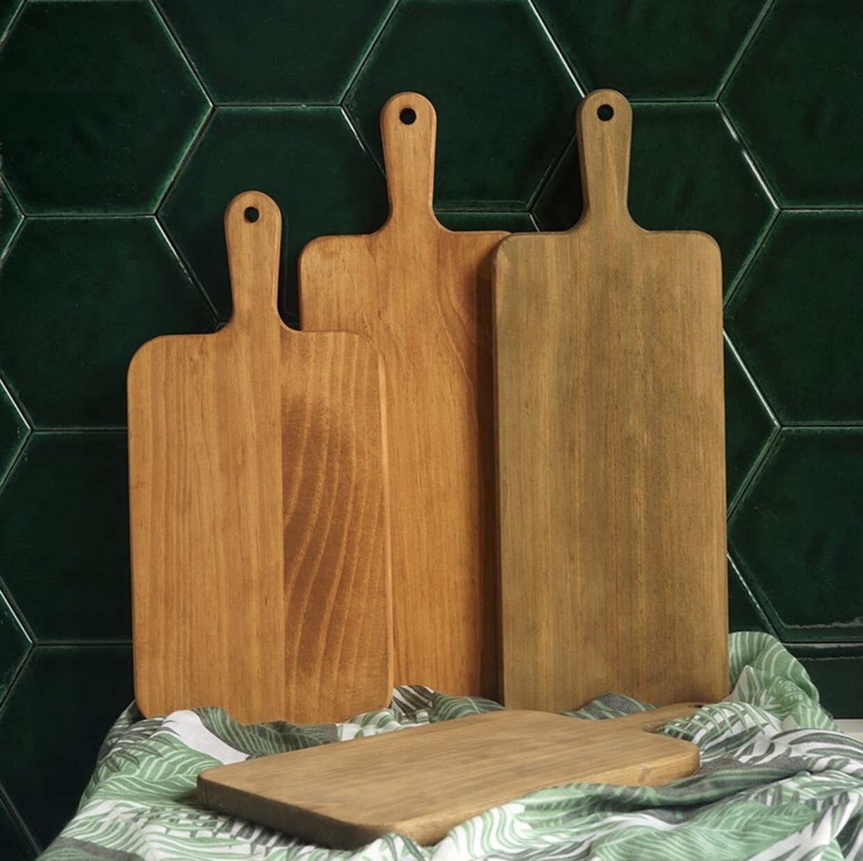 THỚT GỖ CHEF TEAK CHEF Đẳng Cấp Phong Cách Âu Mỹ - Dùng Cắt Thái Chặt - Trang Trí Thức Ăn 380x210x25mm