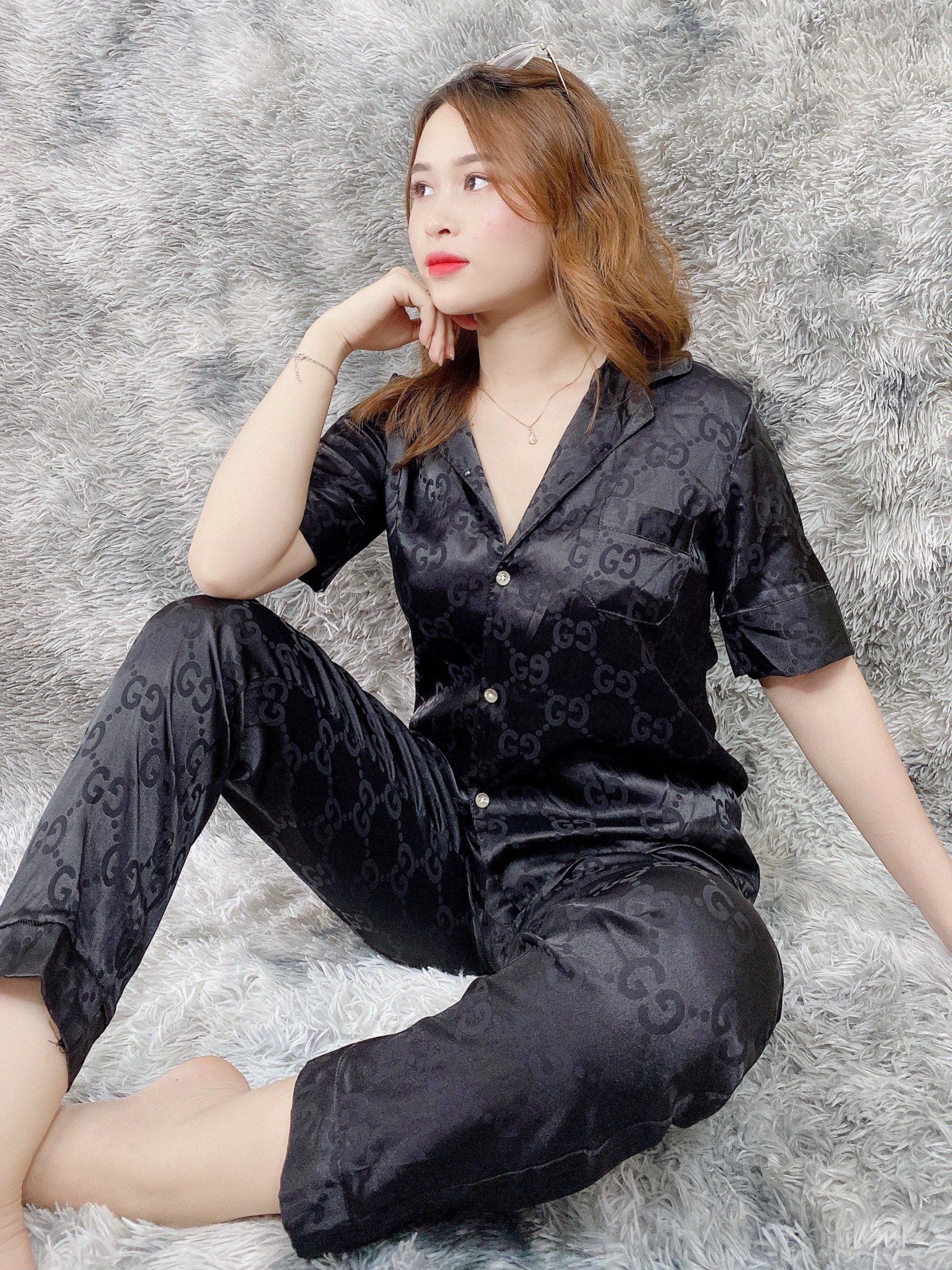 Đồ bộ mặc nhà Pijama lụa gấm cao cấp,họa tiết sang trọng freesize 40-56KG- quần dài tay cộc nhiều màu sắc-hàng thiết kế YURI nhiều mẫu đẹp H33T