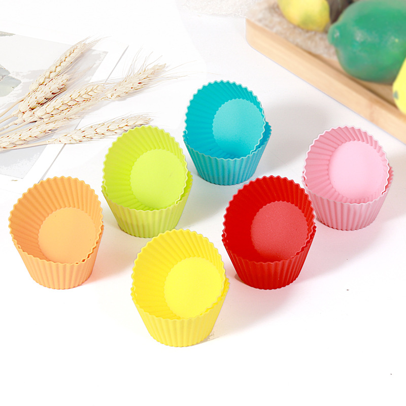 Set 24 Khuôn Silicone Làm Bánh Cupcake Tiện Dụng
