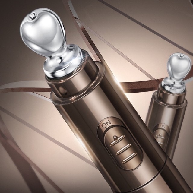 Máy kèm kem massage mắt cải thiện bọng mắt và làm mờ thâm quầng mắt JOMTAM