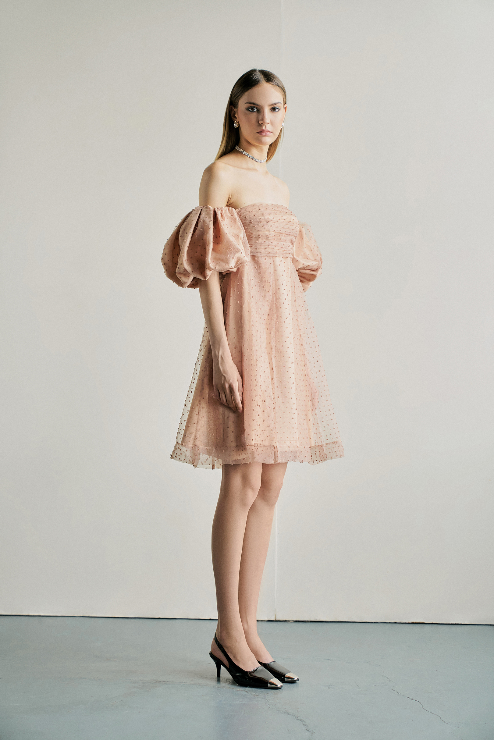 Randomlist - đầm nữ trễ vai tay phồng chấm bi babydoll