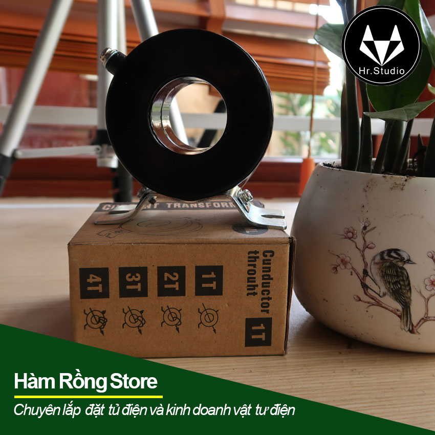 Biến dòng TI 100/5 A màu đen đo dòng Ample