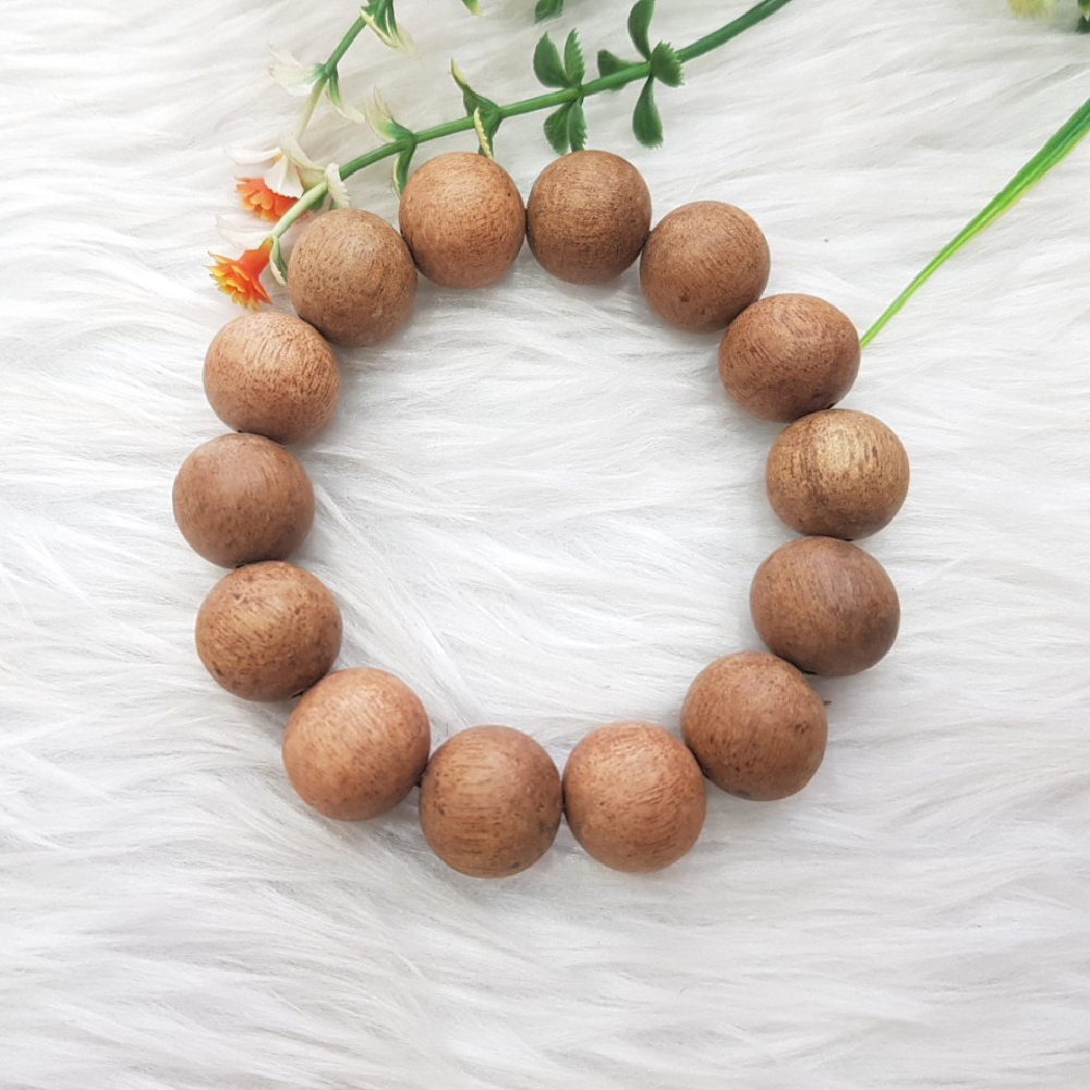 Vòng tay gỗ xá xị hàng chuẩn, thơm mùi xá xị đặc trưng