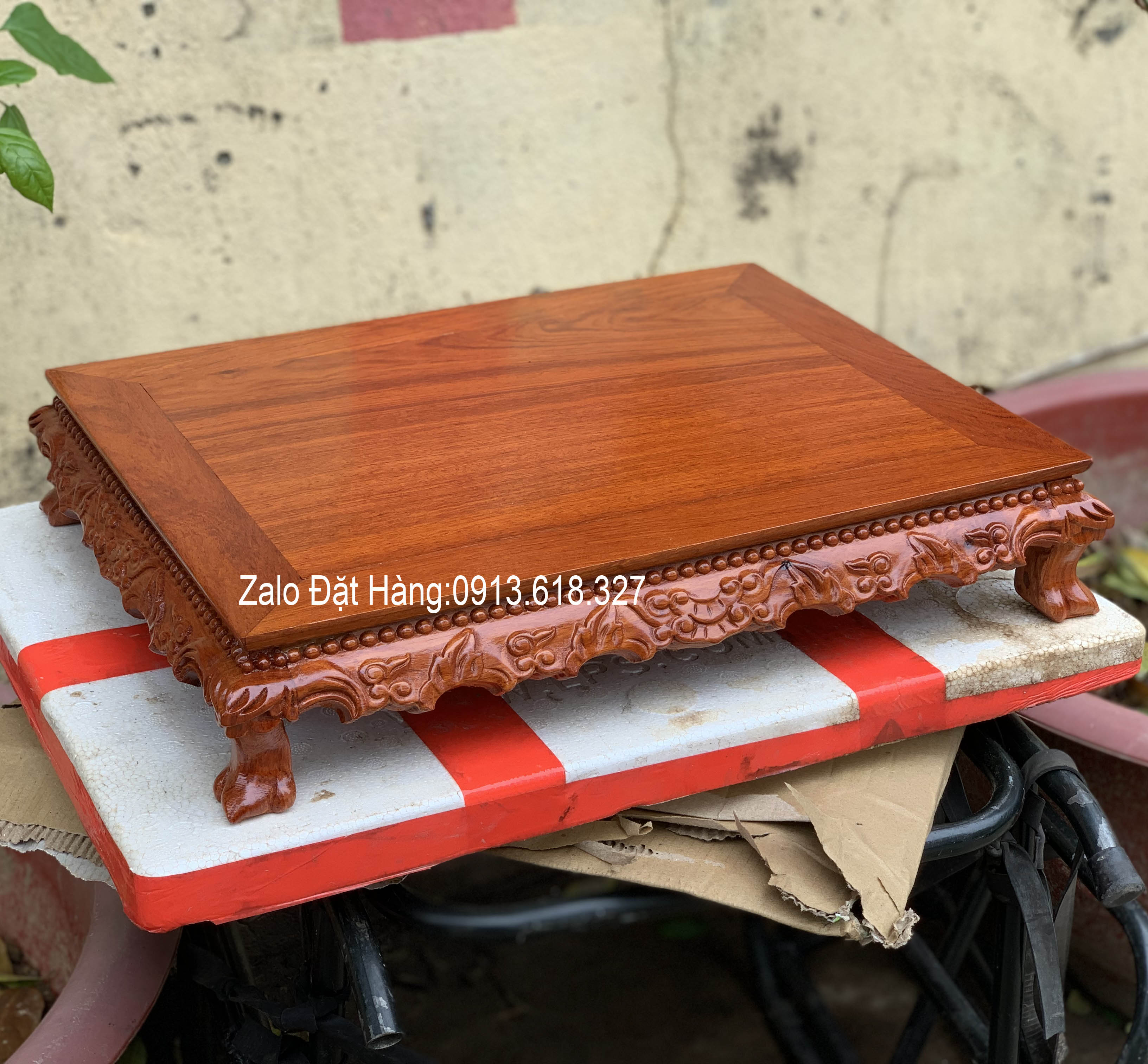 Kỷ rồng gỗ hương cao cấp,đế chân quỳ Cao 8cm