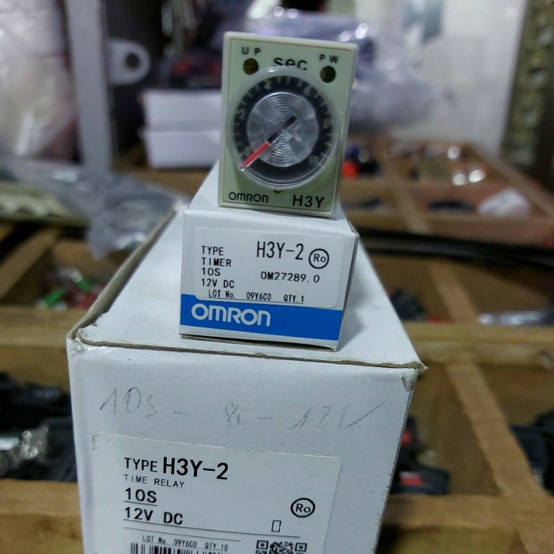 Rơ le thời gian omron 8 chân nhỏ h3y-2 12vdc 24vdc 110vac 220vac