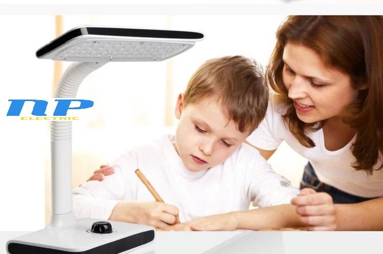 Đèn bàn học sạc dp chống cận thị 40 bóng led - 3 chế độ sáng