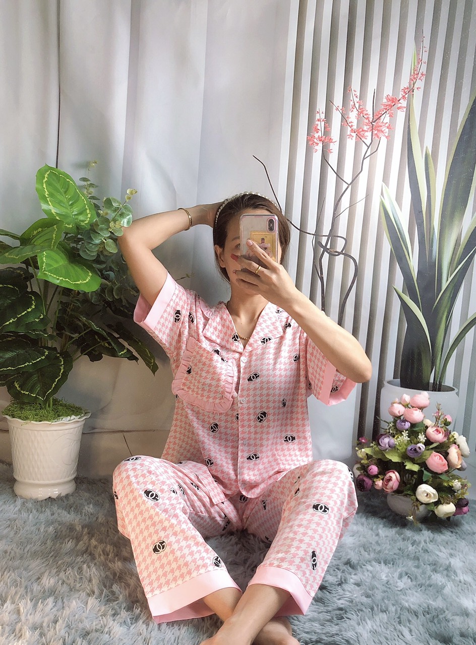 Bộ mặc nhà lụa mango cổ phối bèo