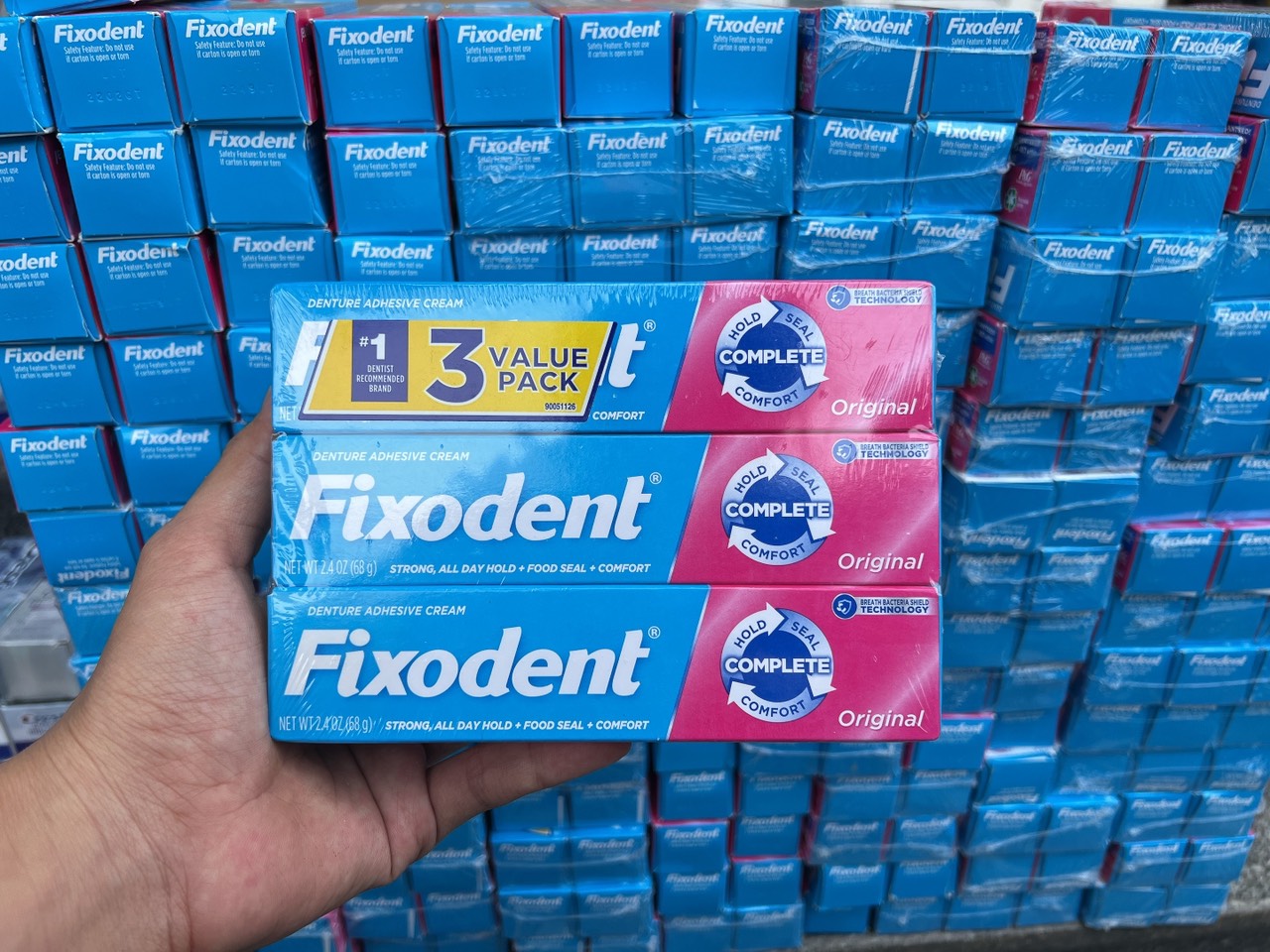 1 tuýp Keo dán răng giả Fixodent 68g hàng chính hãng/ Fixodent Denture Adhesive