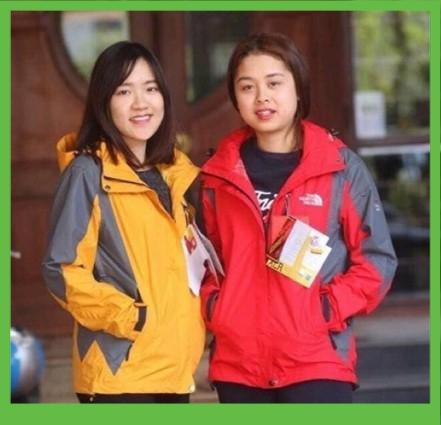 Áo Gió Vải Dù 2 Lớp Cao Cấp Dày Dặn Chống Nước Chống Gió Chống Bụi Chống Tia UV ĐI Phượt Mùa Đông The North Face Túi Có Khóa Kéo VNXK Lót Lưới Mũ Rộng Tháo Được Rời Big Size Màu Xanh Đỏ Đen Vàng