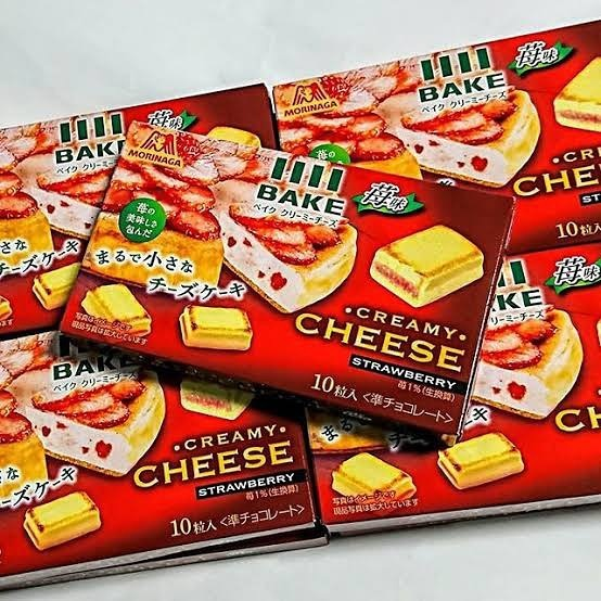 Bánh phô mai nướng vị Dâu Morinaga Nhật Bản - Date T2/2021