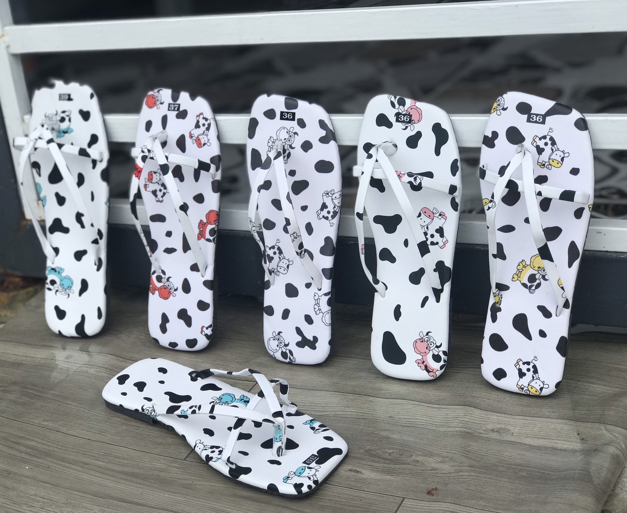 Dép kẹp nữ xỏ ngón bò sữa 5 màu