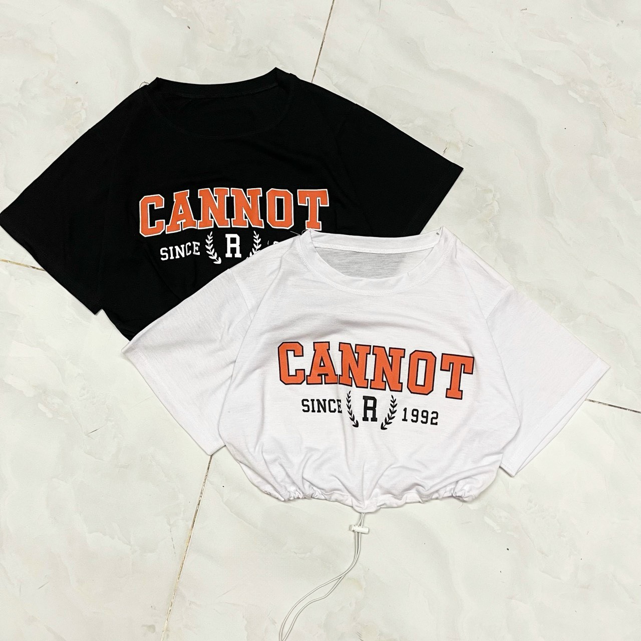 Áo croptop ngắn tay nữ in logo chữ phối quần chất cotton cực đẹp cannot