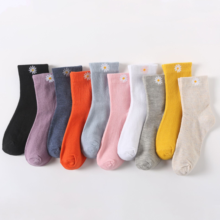 Set 5 Đôi Tất Vớ Cao Cổ Hoa Cúc Siêu HOT