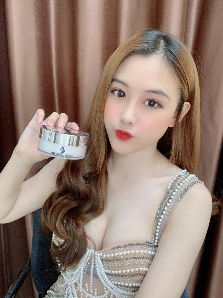 lam-dep-cung-kem-body-trang-da