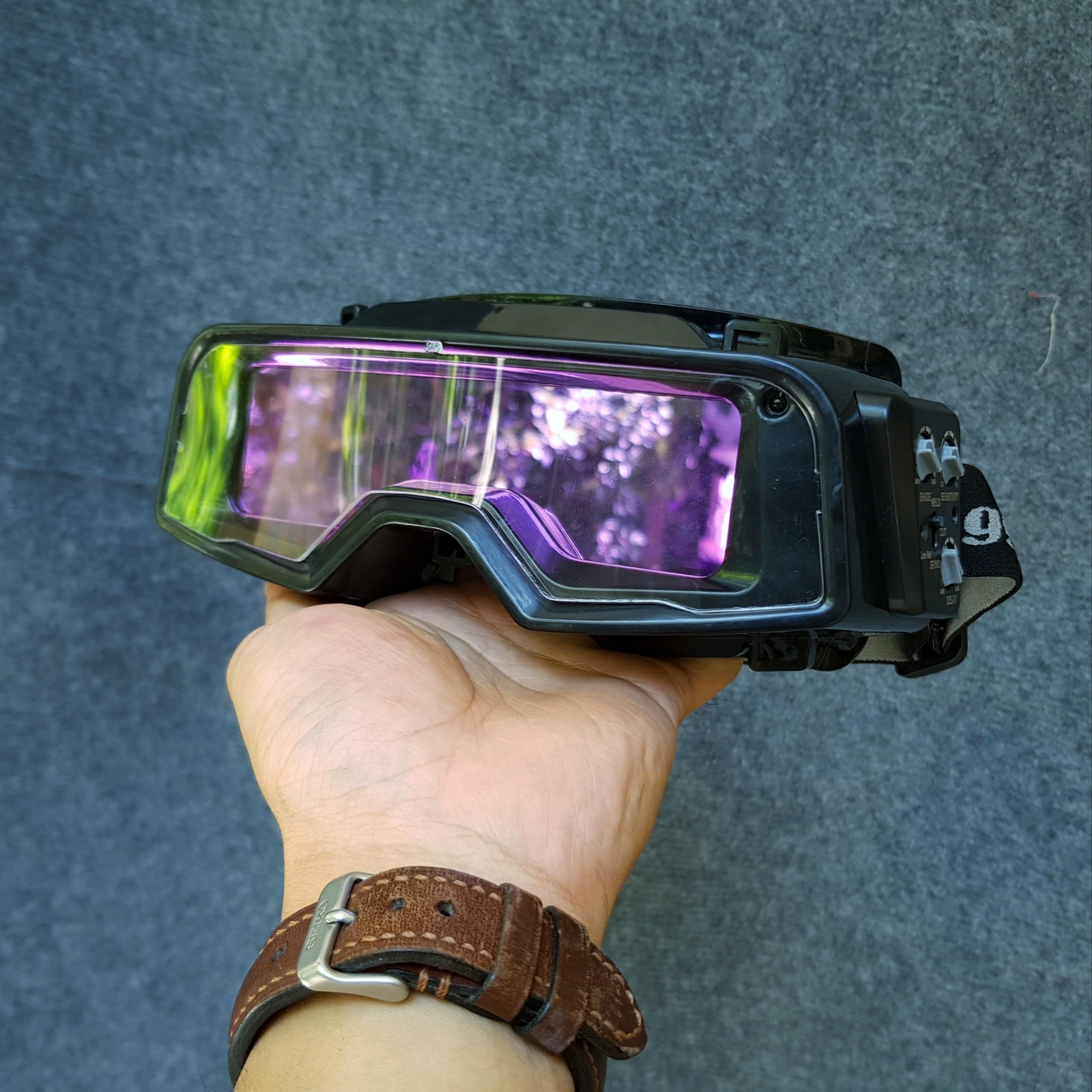 Kính hàn điện tử R100 mới nhất