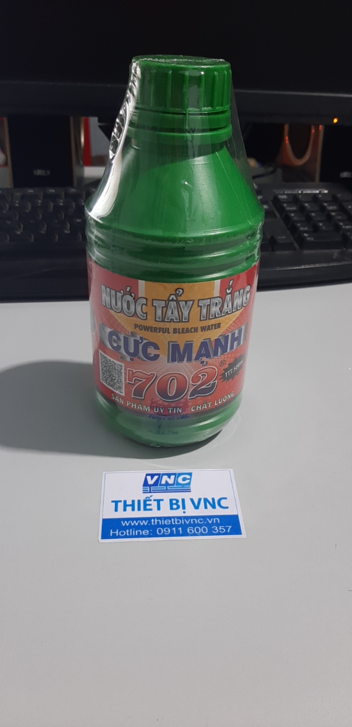 Chai tẩy trắng cực mạnh 702 chai 500ml, vệ sinh lốc máy xe