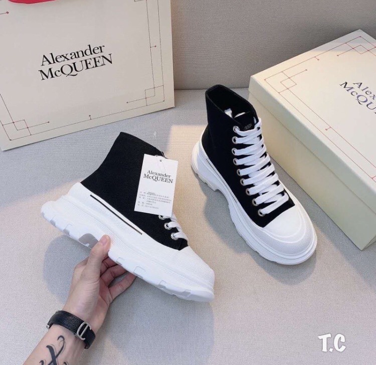 Giầy sneaker MCQ tăng chiều cao mẫu mới nhất cho nam và nữ (cao cổ )