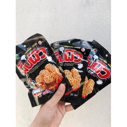 3 gói Snack mì tôm viên vị gà cay, mì ăn liền trẻ em