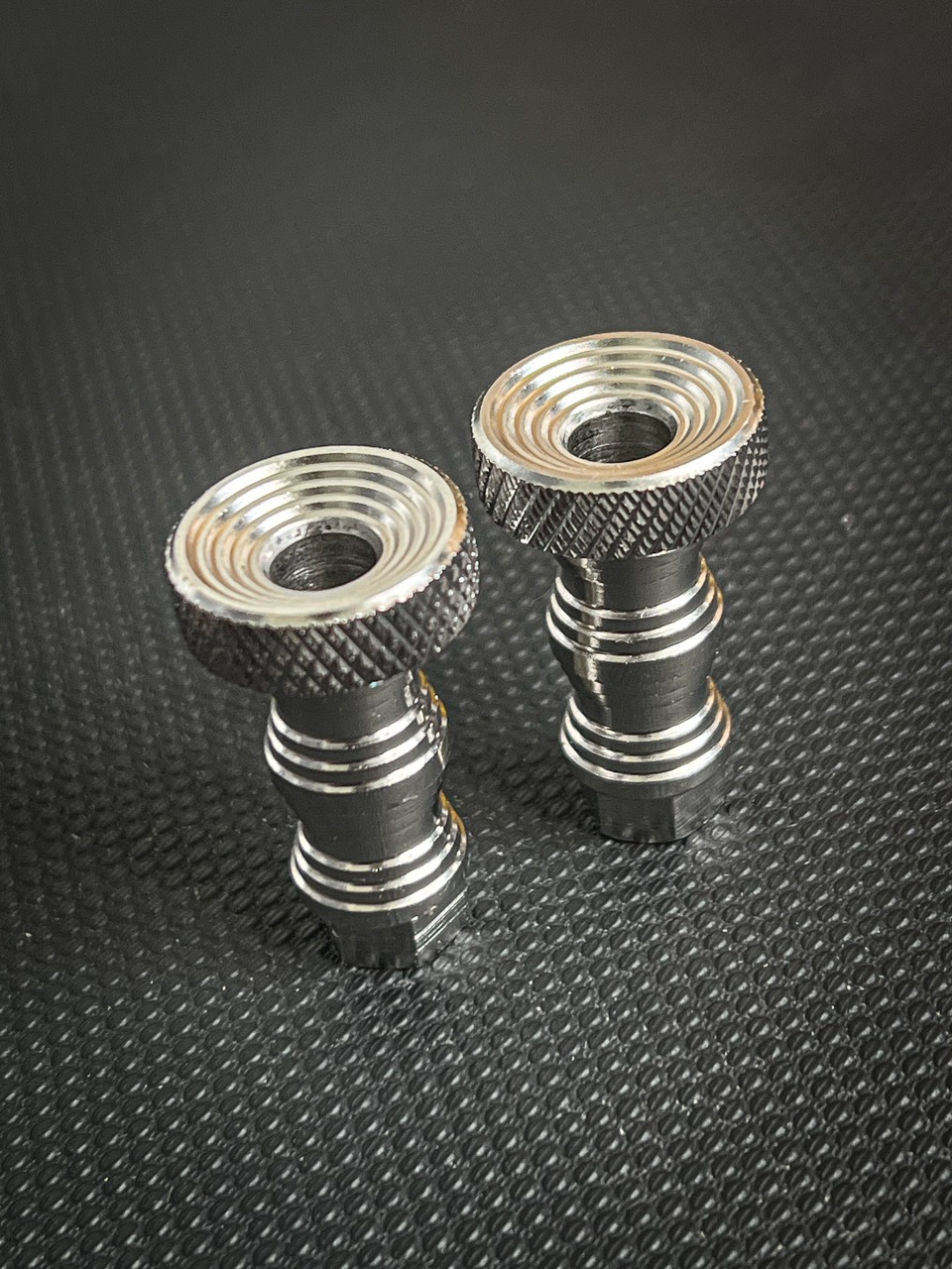 Cặp ốc nòng tăng sên inox 304 CNC cao cấp gắn cho nhiều xe Wave ,Sirius, Wave S, Wave S110, Fuled, Funeo, Wave 2017, ...