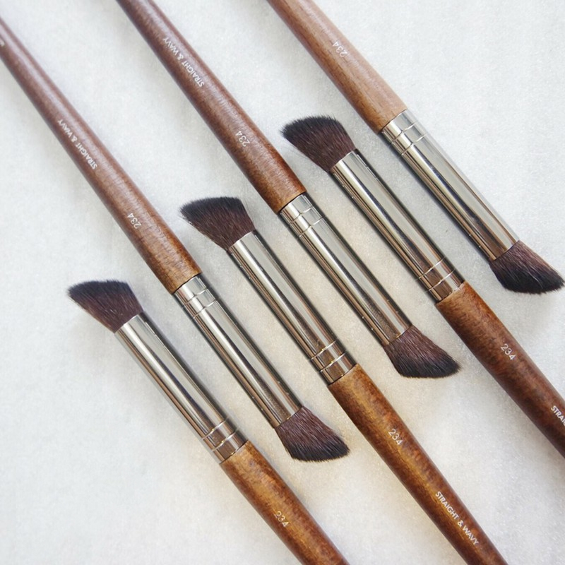 [HCM]Cọ Đánh Sóng Mũi - Blend Mắt Makeup Forever 234