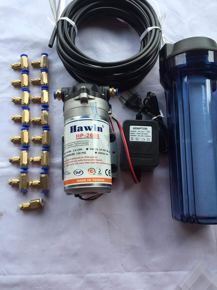 Bơm phun sương hp-2600 kèm nguồn và lọc ly. 15 béc đồng. 20m dây 8mm