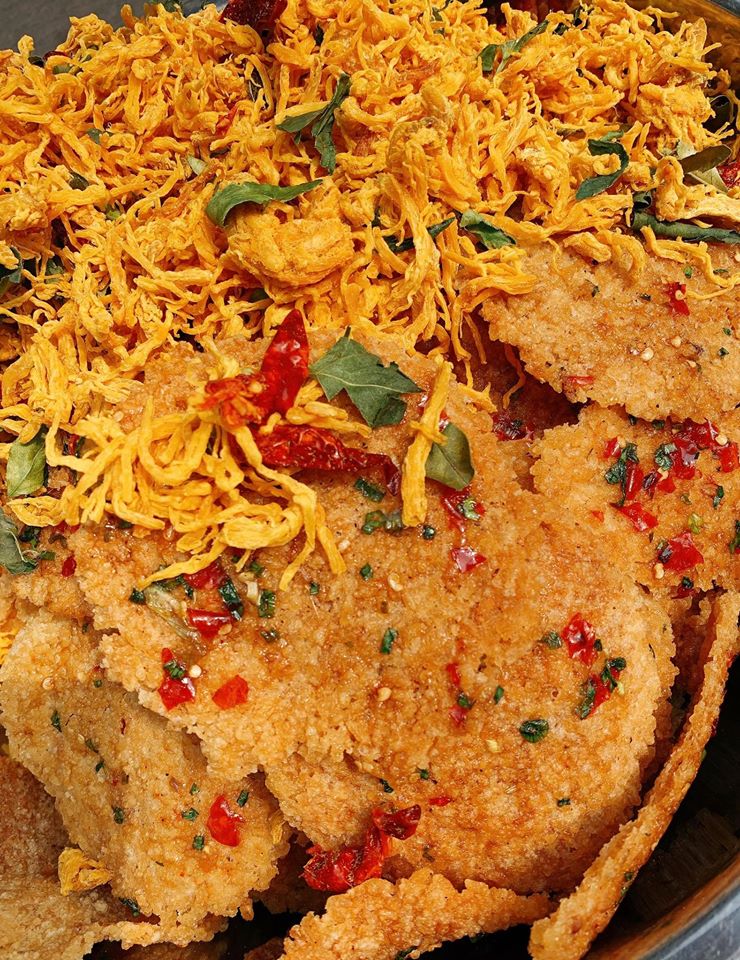 500g cơm cháy lắc khô gà - cơm nguyên