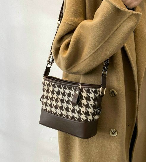 Túi đeo chéo nữ, túi đeo vai kẻ dạ phối dây xích siêu xinh lm 86