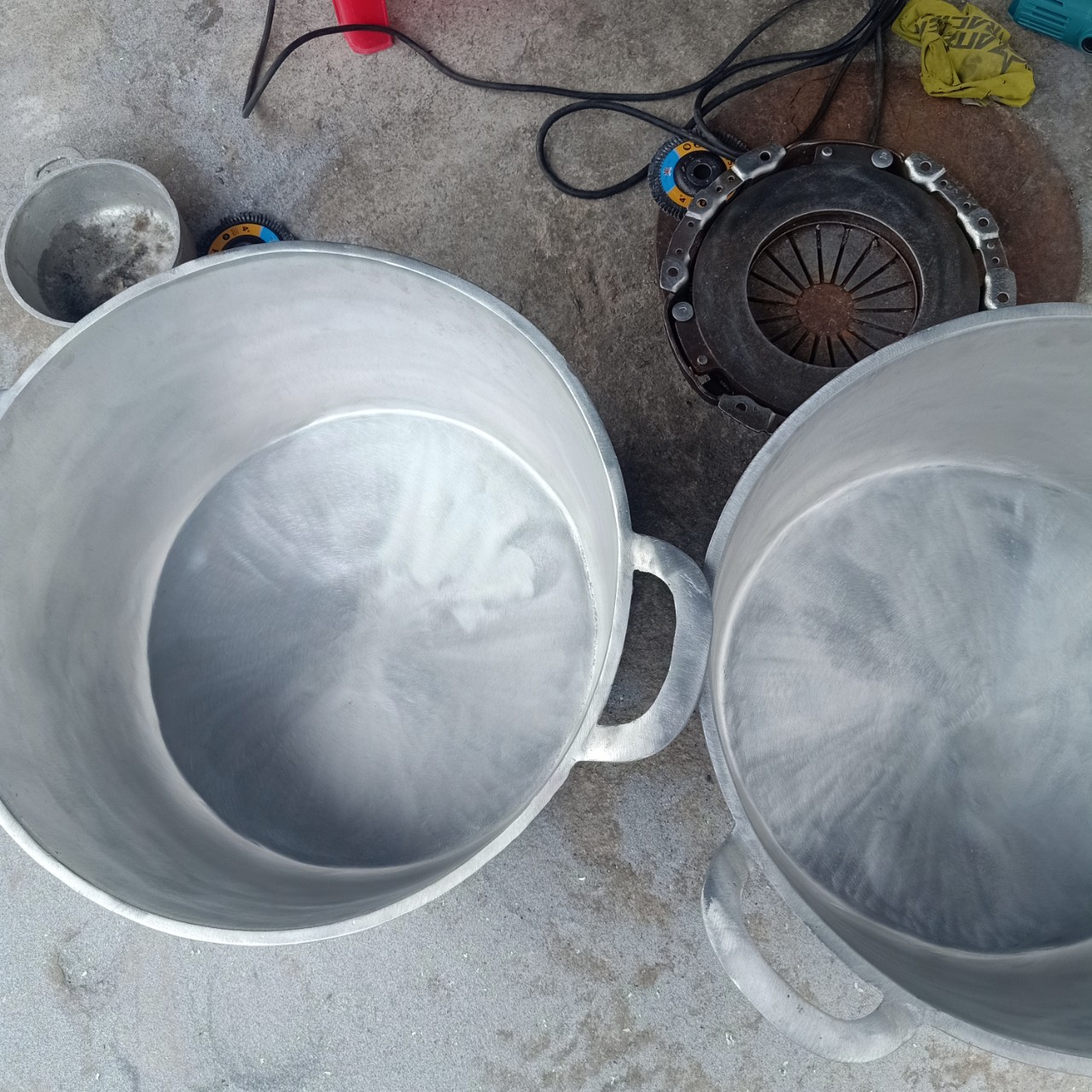 NỒI GANG ĐÚC BẰNG THỦ CÔNG MỸ VIỆN đường kính35.5cm ĐÃ ĐƯỢC MÀI TRÀ KỸ