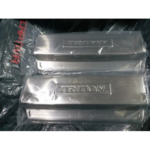 BỘ ỐP BẬC TRONG XE TRITON 2016-2018
