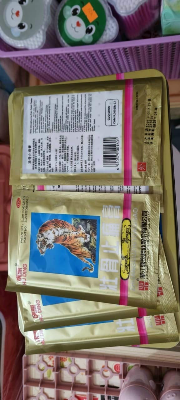 Cao dán gói 4 miếng – cao dán con hổ chính hãng